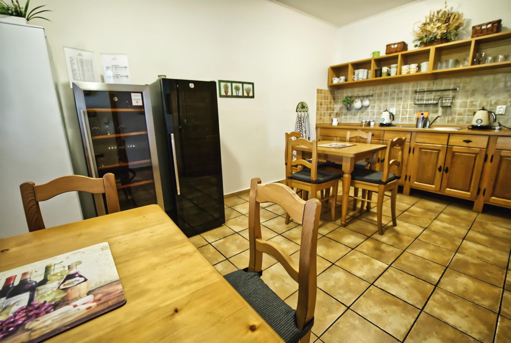 Penzion Vinarstvi Cervinka Horni Vestonice Luaran gambar