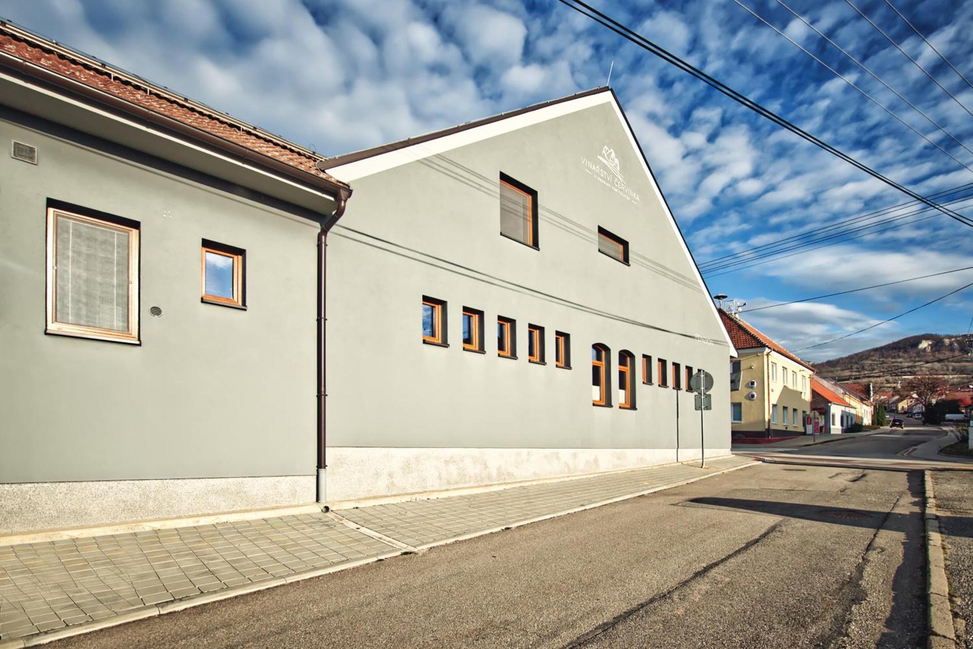 Penzion Vinarstvi Cervinka Horni Vestonice Luaran gambar